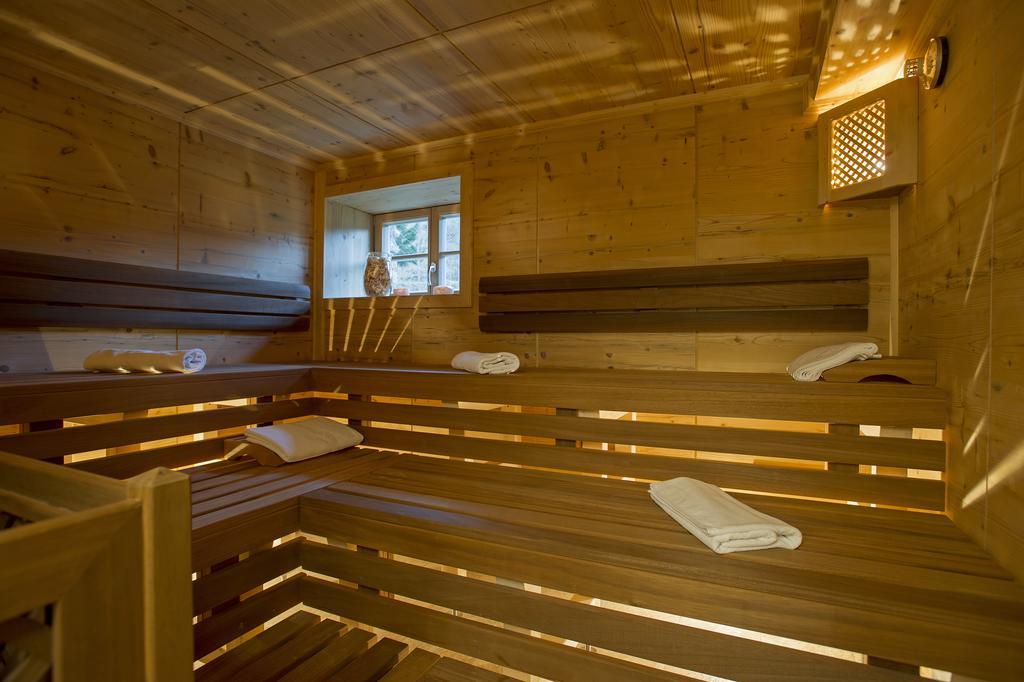 Silentium Dolomites Chalet Since 1600 Monguelfo-Tesido / Welsberg-Taisten Eksteriør billede