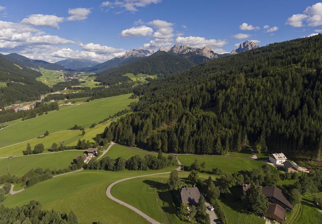 Silentium Dolomites Chalet Since 1600 Monguelfo-Tesido / Welsberg-Taisten Eksteriør billede